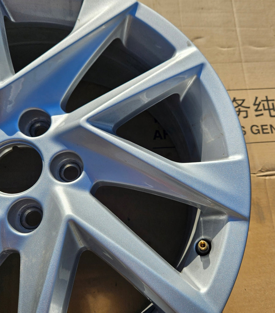 1x Alufelge 17 Zoll 7.0" 5x100 51ET Glanz Silber 6F0601025P Seat I Ibiza V FEL3571865715dx