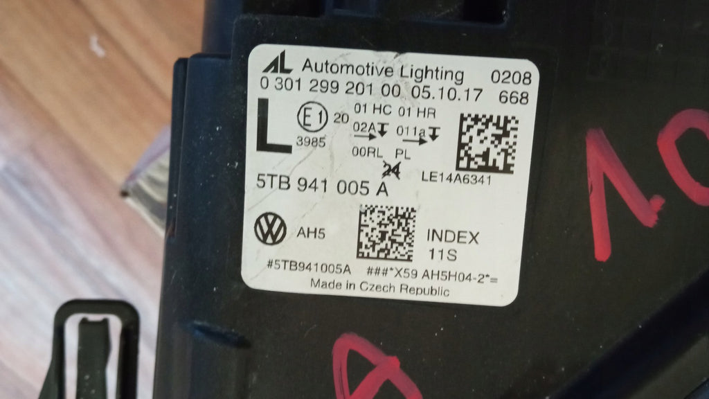 Frontscheinwerfer VW Touran 5TB941005 Halogen Links Scheinwerfer Headlight SCH6852568543gp