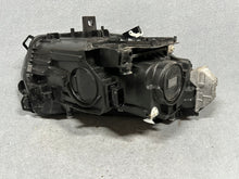 Laden Sie das Bild in den Galerie-Viewer, Frontscheinwerfer Mercedes-Benz Eqa Eqb A2439060100 LED Links Headlight