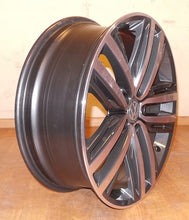 Load image into Gallery viewer, 1x Alufelge 19 Zoll 7.0" 5x112 43ET Glanz Silber 5NA601025 VW Tiguan Rim Wheel FEL6659024254ma