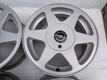 Laden Sie das Bild in den Galerie-Viewer, 4x Alufelge 15 Zoll 7.0&quot; 5x110 33ET 42428 Opel Omega A Vectra Zafira Rim Wheel