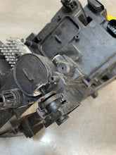 Laden Sie das Bild in den Galerie-Viewer, Frontscheinwerfer VW Tiguan 5NN941081D Links Scheinwerfer Headlight SCH1145067512dl