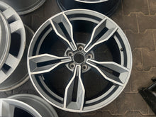 Load image into Gallery viewer, 1x Alufelge 19 Zoll 9.0&quot; 5x112 52ET Glanz Grau 8S0601025H Audi Mg Rim Wheel