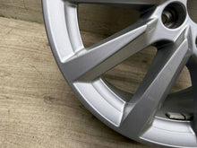 Laden Sie das Bild in den Galerie-Viewer, 1x Alufelge 16 Zoll Schwarz 82A601025C Audi A1 Rim Wheel FEL5855749882pq