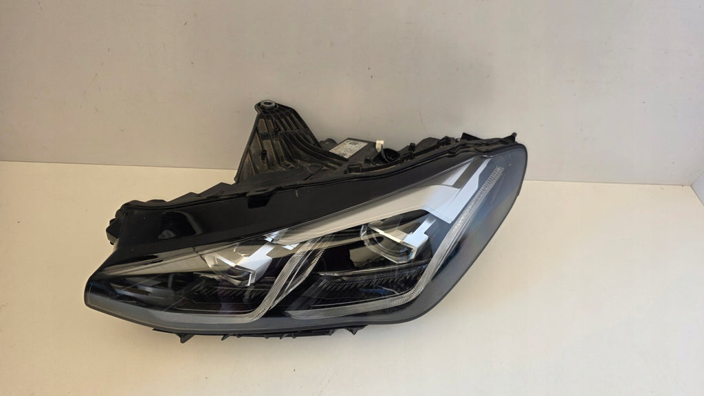 Frontscheinwerfer BMW Active Tourer U06 5A42247 Links Scheinwerfer Headlight SCH5439920759dv