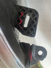 Laden Sie das Bild in den Galerie-Viewer, Frontscheinwerfer Ford Fiesta I C1BB13W029-CG Rechts Scheinwerfer Headlight SCH9194454705mn