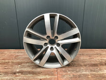 Load image into Gallery viewer, 1x Alufelge 20 Zoll 9.0&quot; 5x112 60ET Silber 4L0601025AJ Audi Q7 Rim Wheel