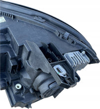 Laden Sie das Bild in den Galerie-Viewer, Frontscheinwerfer Mercedes-Benz X156 1568260258 Xenon Links Headlight SCH9470211674ua