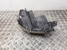 Laden Sie das Bild in den Galerie-Viewer, Frontscheinwerfer Toyota Corolla Verso P7105LHD Links Scheinwerfer Headlight SCH5823560316vr