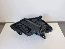 Laden Sie das Bild in den Galerie-Viewer, Frontscheinwerfer Mercedes-Benz W246 A2468201561 LED Links Headlight SCH3499866774gz