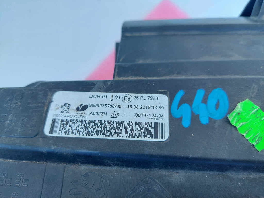 Frontscheinwerfer Peugeot Expert 9808235780 Rechts Scheinwerfer Headlight