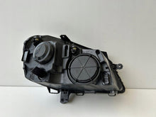 Laden Sie das Bild in den Galerie-Viewer, Frontscheinwerfer VW Polo IV 6Q1941007AT 89311996 LED Rechts oder Links