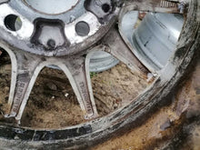 Load image into Gallery viewer, 1x Alufelge 16 Zoll 7.0&quot; 5x112 A2124014002 Mercedes-Benz Rim Wheel