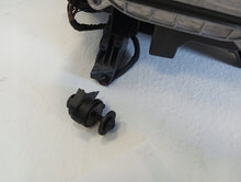 Laden Sie das Bild in den Galerie-Viewer, Frontscheinwerfer VW T Roc 2GA941036AF Full LED FALSE Scheinwerfer Headlight SCH2540053936tz