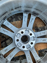 Load image into Gallery viewer, 1x Alufelge 17 Zoll 7.5&quot; 5x100 8X0601025BR Audi A1 Rim Wheel