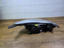 Laden Sie das Bild in den Galerie-Viewer, Frontscheinwerfer Ford Fiesta H1BB-13W030-AG Links Scheinwerfer Headlight SCH9793712683qn