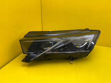 Laden Sie das Bild in den Galerie-Viewer, Frontscheinwerfer Skoda Octavia IV 5E4941035 LED Links Scheinwerfer Headlight SCH2347942115kg
