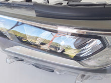 Laden Sie das Bild in den Galerie-Viewer, Frontscheinwerfer Toyota V 85122000 LED Links Scheinwerfer Headlight SCH5018905625ti