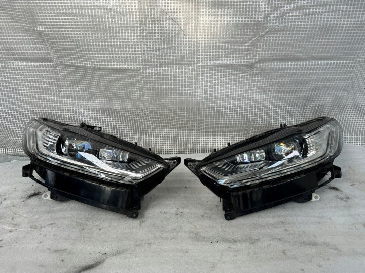 Frontscheinwerfer Ford Mondeo Ein Satz Scheinwerfer Headlight SCH8248987448qr