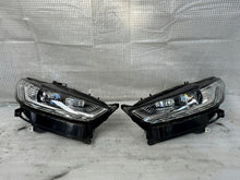 Laden Sie das Bild in den Galerie-Viewer, Frontscheinwerfer Ford Mondeo Ein Satz Scheinwerfer Headlight SCH8248987448qr