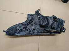 Laden Sie das Bild in den Galerie-Viewer, Frontscheinwerfer Opel Vivaro B Trafic III 260105469R Rechts Headlight SCH4310877262ox