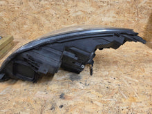 Laden Sie das Bild in den Galerie-Viewer, Frontscheinwerfer Opel Zafira C 13399859RH LE10A6239030126320200 Rechts SCH3314637407bi