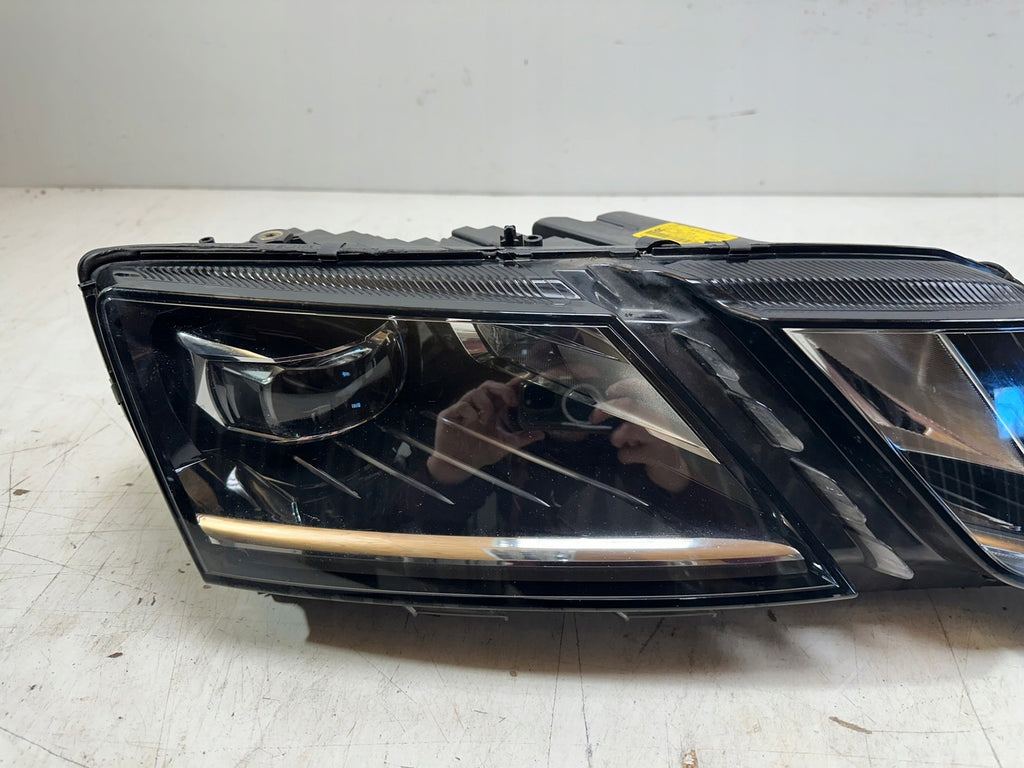 Frontscheinwerfer Skoda Octavia III 5E1941016 LED Rechts Scheinwerfer Headlight SCH9913774033rk