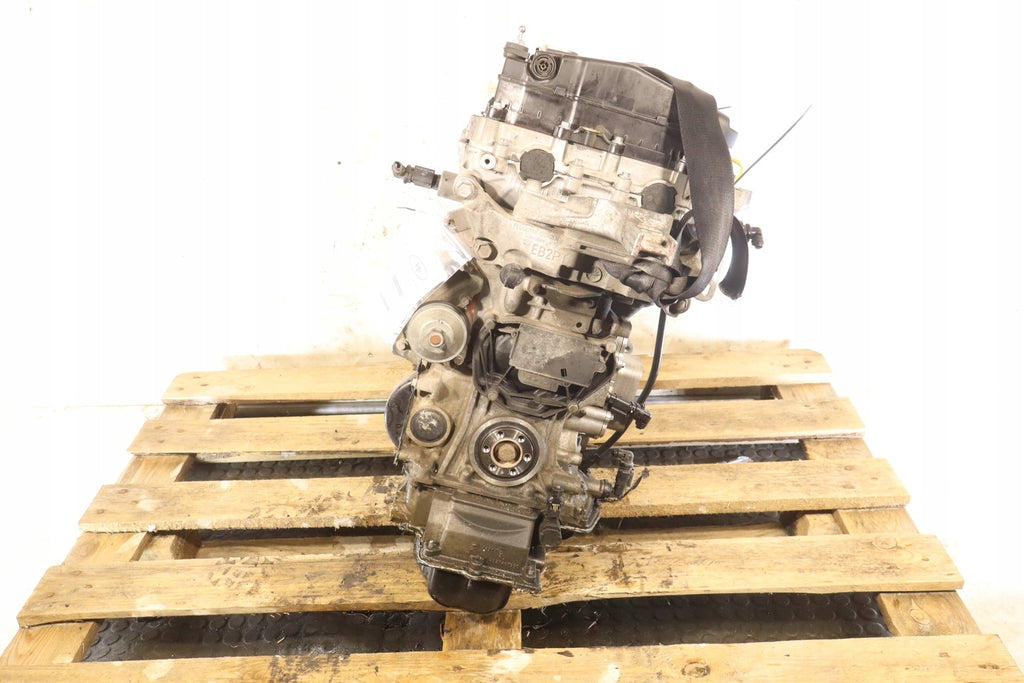 Motor Peugeot 308 II HN02 1.2 130PS 2014 Benzin Engine Unkomplett