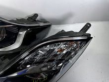 Laden Sie das Bild in den Galerie-Viewer, Frontscheinwerfer Hyundai Ix20 92101-1KXXX Ein Satz Scheinwerfer Headlight SCH8652609818sj