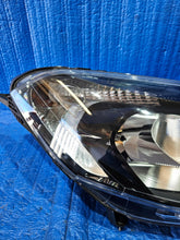 Laden Sie das Bild in den Galerie-Viewer, Frontscheinwerfer Ford Courier JT76-13W029-CD Rechts Scheinwerfer Headlight SCH6936573950kj