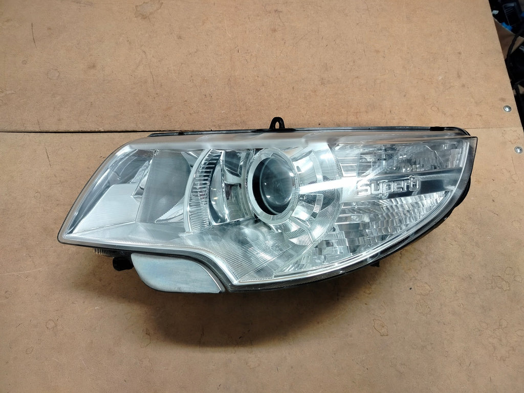 Frontscheinwerfer Skoda Superb II 3T1941015C Links Scheinwerfer Headlight
