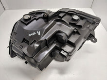 Laden Sie das Bild in den Galerie-Viewer, Frontscheinwerfer VW Transporter 90073565 Rechts Scheinwerfer Headlight SCH7161576006es