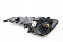 Laden Sie das Bild in den Galerie-Viewer, Frontscheinwerfer Hyundai I I40 922023Z000 Rechts Scheinwerfer Headlight SCH2776539507tr