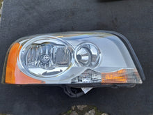 Laden Sie das Bild in den Galerie-Viewer, Frontscheinwerfer Volvo Xc90 I 31446867 Rechts Scheinwerfer Headlight