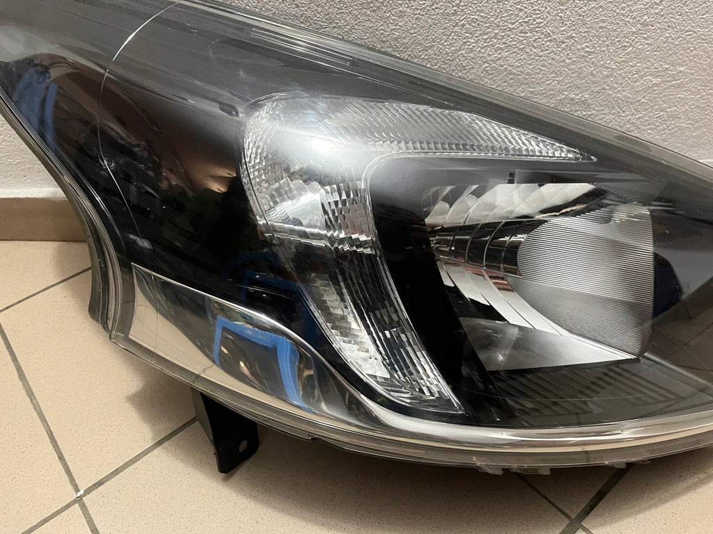 Frontscheinwerfer Opel Vivaro A B Trafic III 260104643R Rechts Headlight SCH4891753914oa