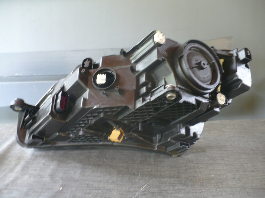 Frontscheinwerfer Skoda Superb III 3V1941016B Xenon Rechts Headlight