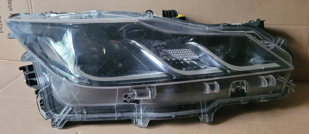 Frontscheinwerfer Toyota Corolla 81110-02T31 Rechts Scheinwerfer Headlight SCH2432422085vk
