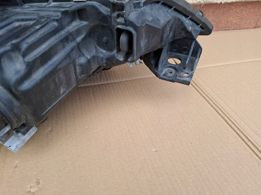 Frontscheinwerfer Mitsubishi Outlander III 4BX15 8301C8-63 LED Links Headlight