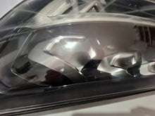 Load image into Gallery viewer, Frontscheinwerfer Ford Focus MX7B-13E015-ED MX7B13E015ED LED Links Headlight SCH2070192600jk