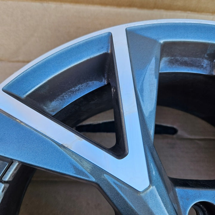 1x Alufelge 17 Zoll 7.0" 5x100 43ET Glanz Graphit 82A601025AA Audi A1 Mg FEL5247959955yv