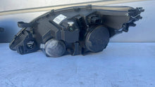 Laden Sie das Bild in den Galerie-Viewer, Frontscheinwerfer Peugeot 308 II 9677522980 Rechts Scheinwerfer Headlight SCH2319003505ed