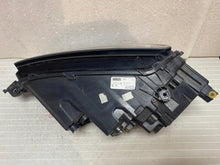 Laden Sie das Bild in den Galerie-Viewer, Frontscheinwerfer Skoda Karoq 57B941016D Full LED Rechts Scheinwerfer Headlight SCH8172791264bl