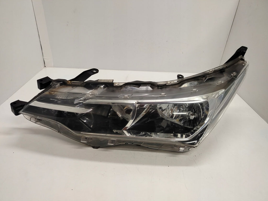 Frontscheinwerfer Toyota Corolla 81150-02L50-00 LED Rechts oder Links