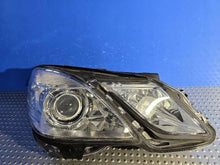 Load image into Gallery viewer, Frontscheinwerfer Mercedes-Benz W212 A2128200239 Xenon Rechts Headlight SCH4366271790eu