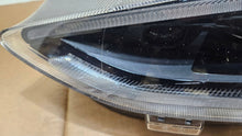 Laden Sie das Bild in den Galerie-Viewer, Frontscheinwerfer Ford Focus NX7B-13E017-AG 21-24 LED Links Headlight SCH7930999054lg