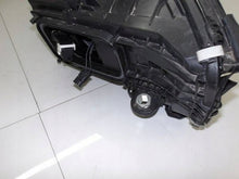 Laden Sie das Bild in den Galerie-Viewer, Frontscheinwerfer Mercedes-Benz W206 A2069063505 Links Scheinwerfer Headlight SCH2790278671wy