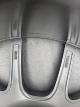 Load image into Gallery viewer, 1x Alufelge 20 Zoll 8.5" 5x120 33ET 6792598 BMW 5 F11 F10 F12 F13 Rim Wheel FEL6875945037xy