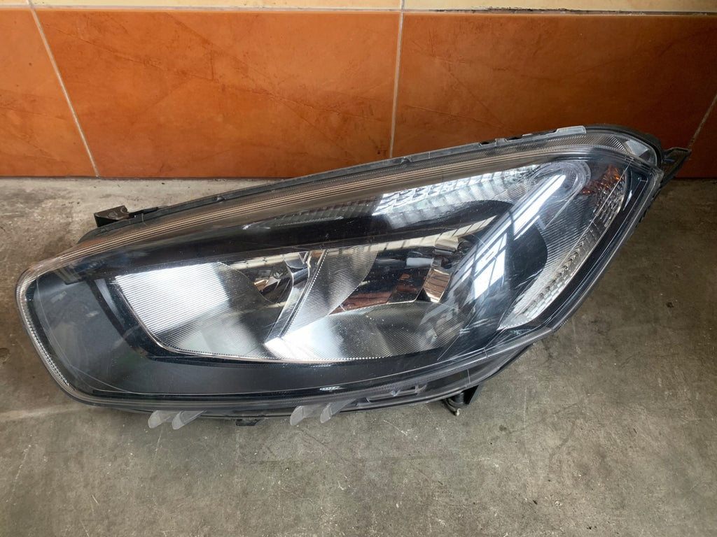 Frontscheinwerfer Ford Transit Courier JT76-13W030-CD Links Headlight SCH5870364866xo
