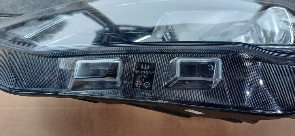 Frontscheinwerfer Ford Focus JX7B13W030CE Links Scheinwerfer Headlight SCH9171277188xo
