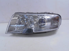 Laden Sie das Bild in den Galerie-Viewer, Frontscheinwerfer Skoda Superb I 3u4 246745-00 Links Scheinwerfer Headlight